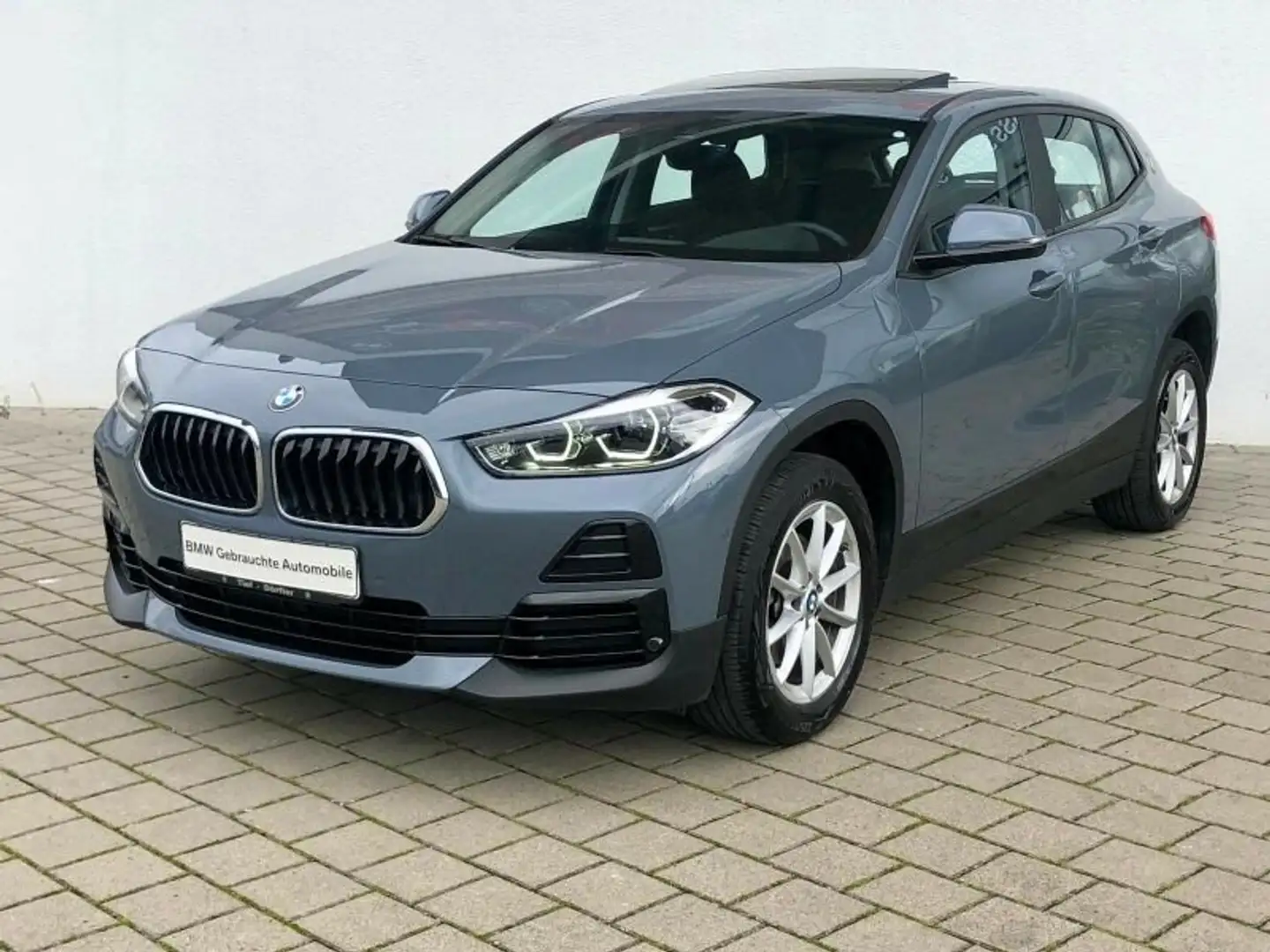 BMW X2 sDrive18i LED/NAVI/PANO/ParkAssi/TEMPO/DAB - 2