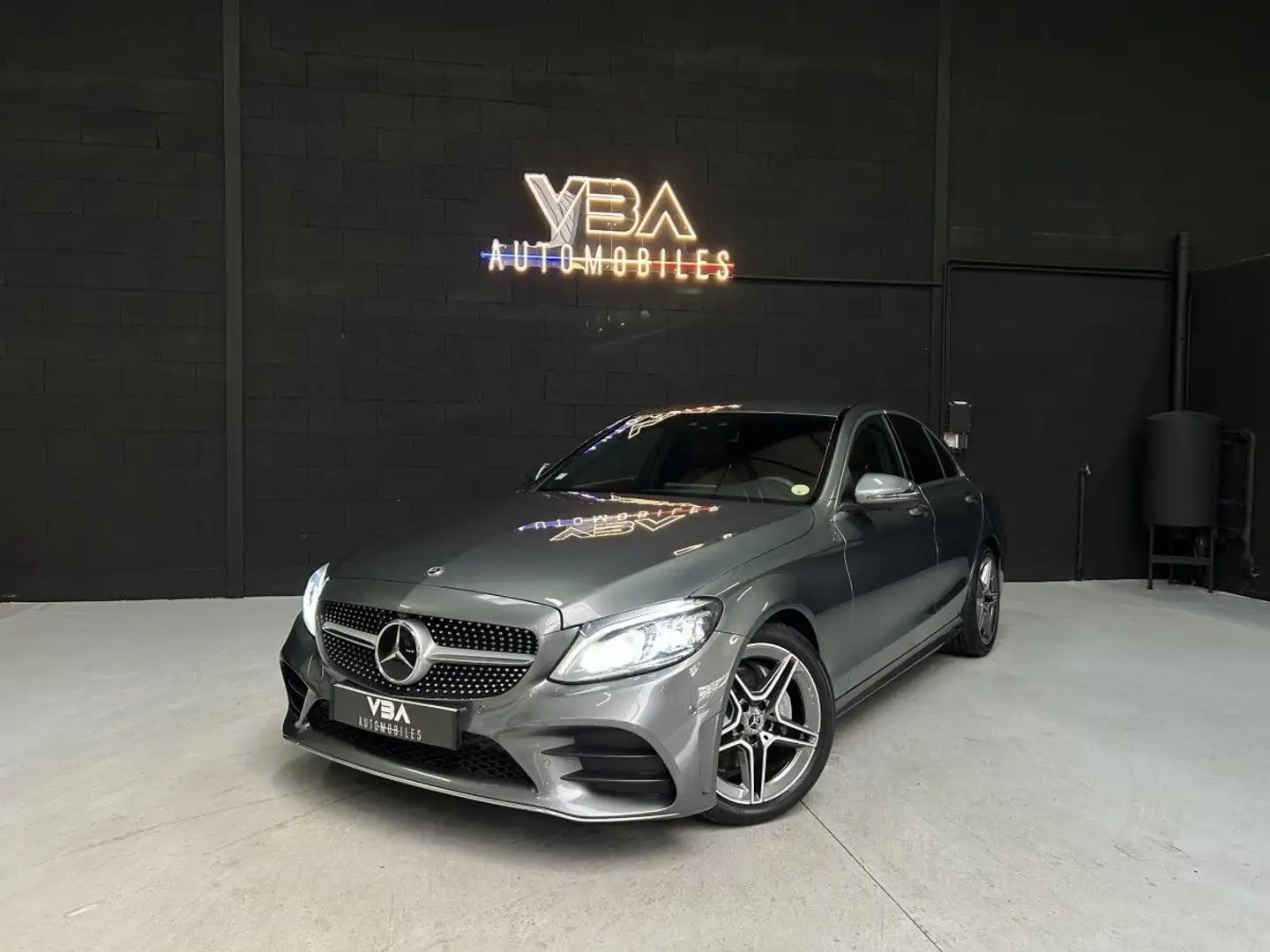 Mercedes-Benz C 220 Berline (4) 220 d AMG Line Grau - 2