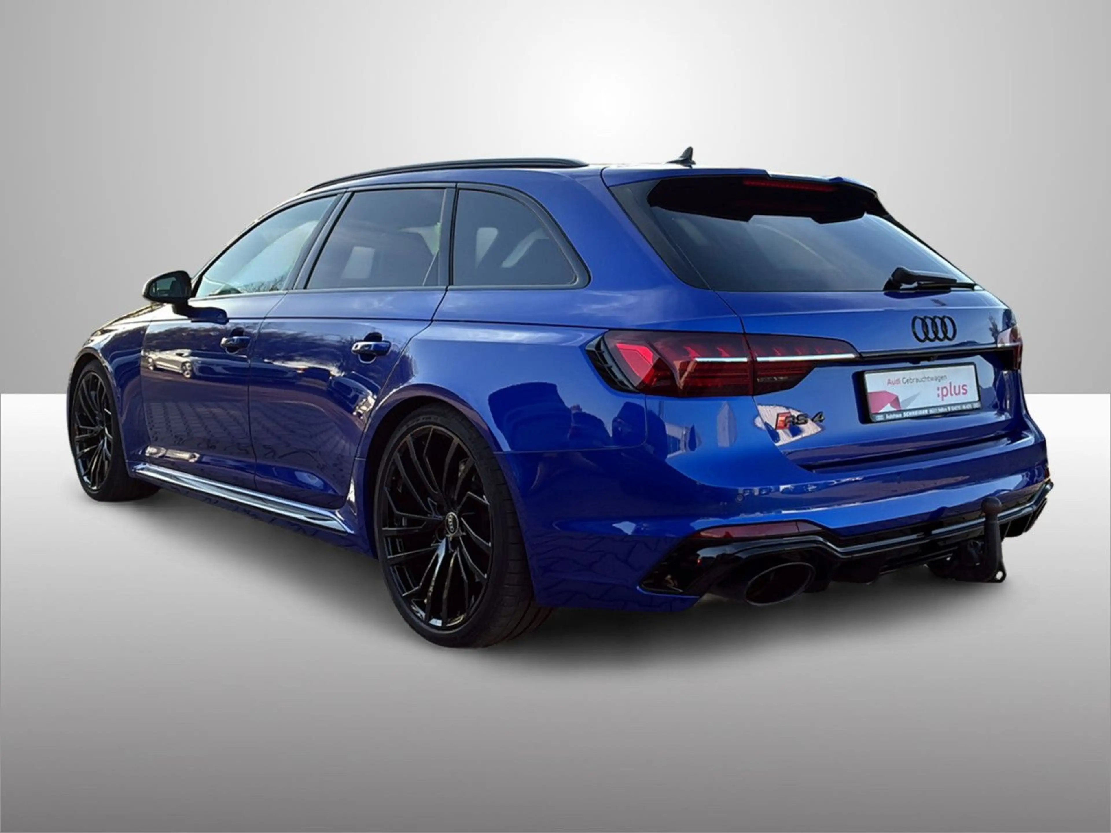 Audi RS4 AVANT 2.9 TFSI QUATTRO MATRIX+PANO+AZV+MASSAGE — photo 3
