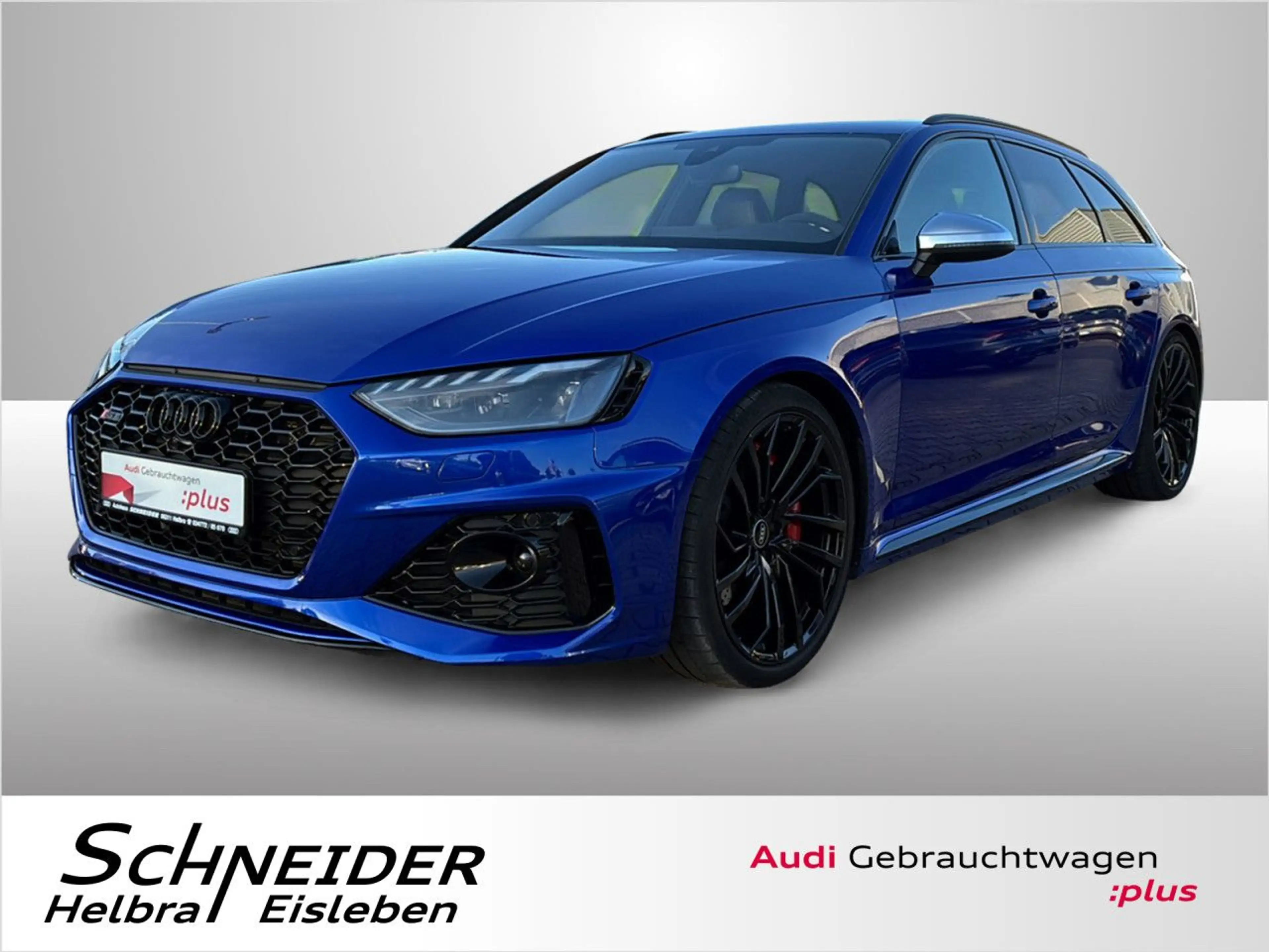 Audi RS4 AVANT 2.9 TFSI QUATTRO MATRIX+PANO+AZV+MASSAGE
