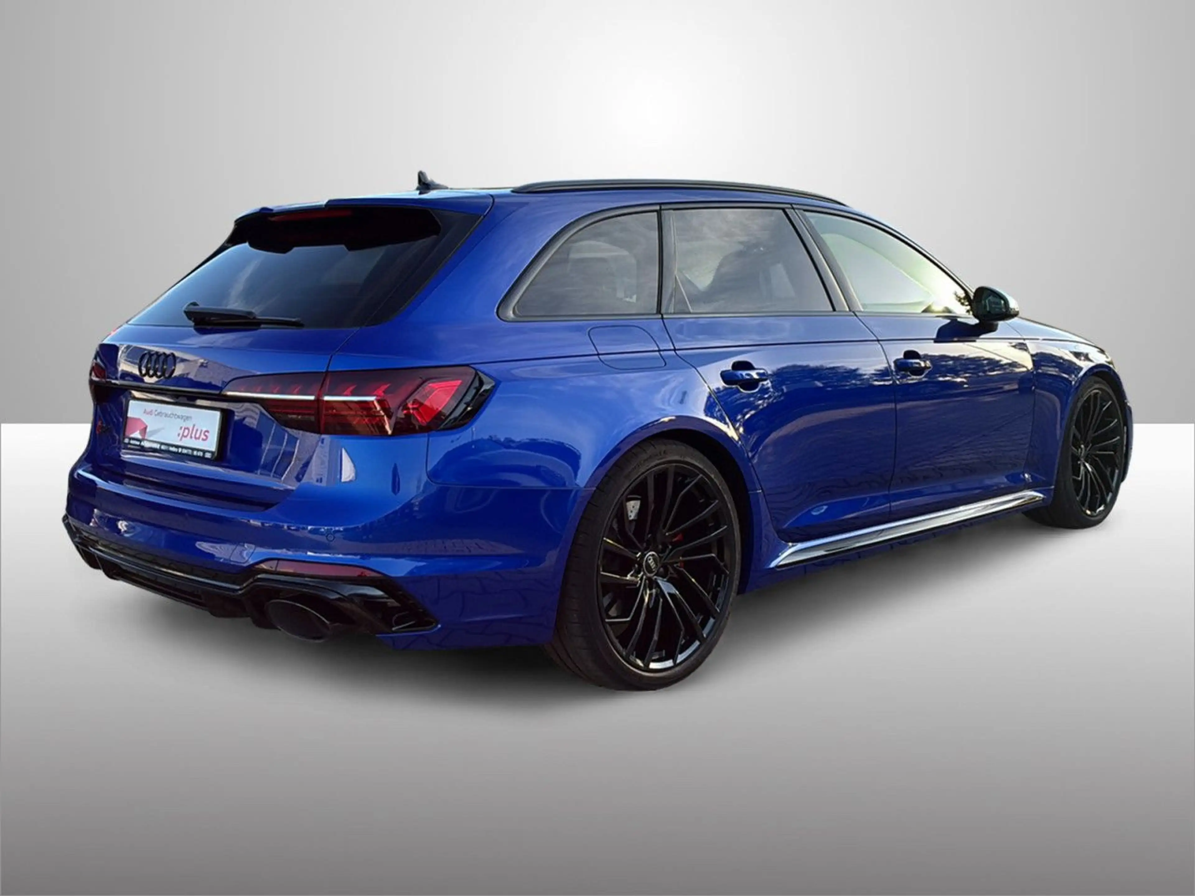 Audi RS4 AVANT 2.9 TFSI QUATTRO MATRIX+PANO+AZV+MASSAGE — photo 5