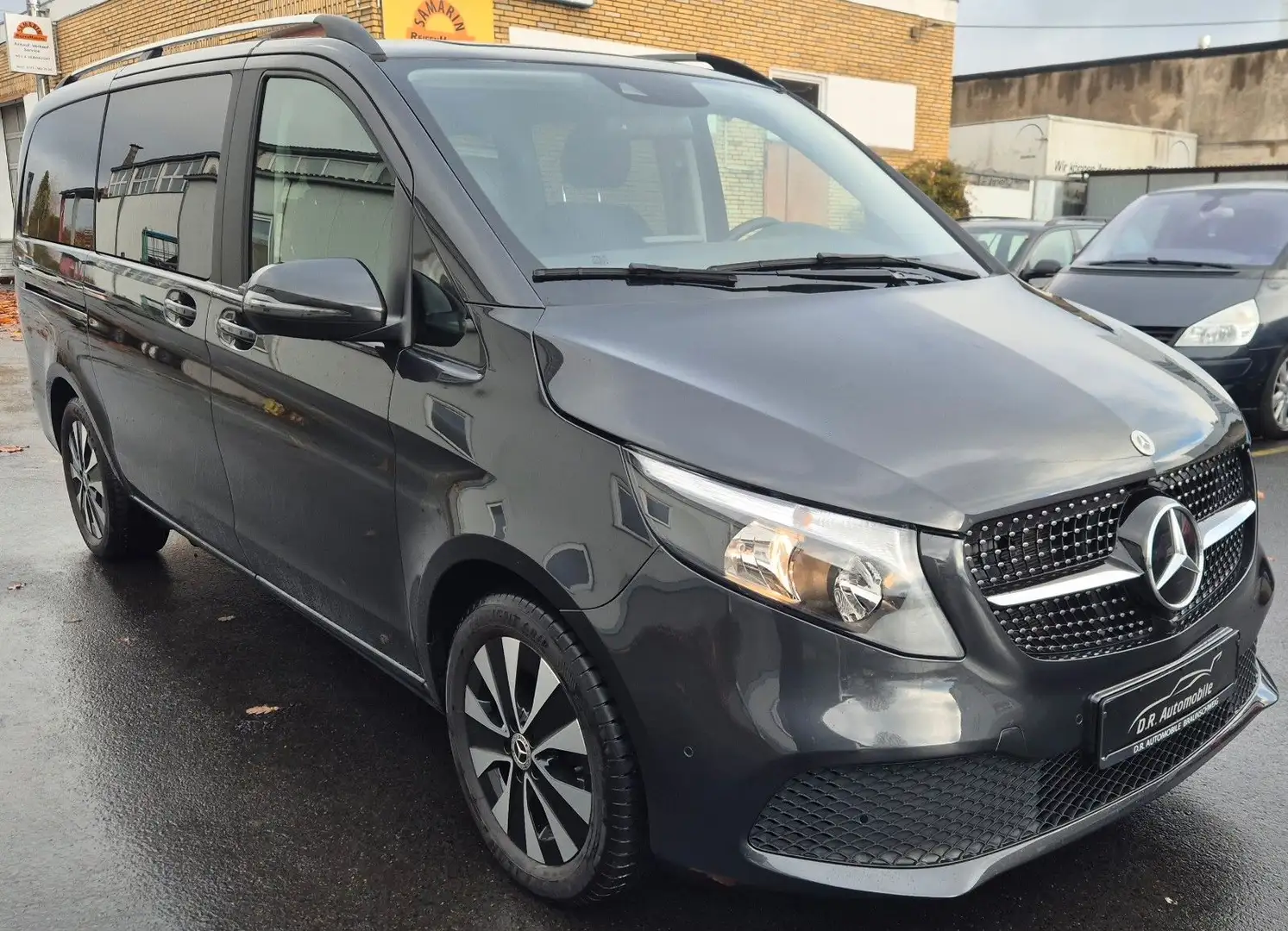Mercedes-Benz V 220 V -Klasse EDITION lang Klima CAM App AHK Gris - 2