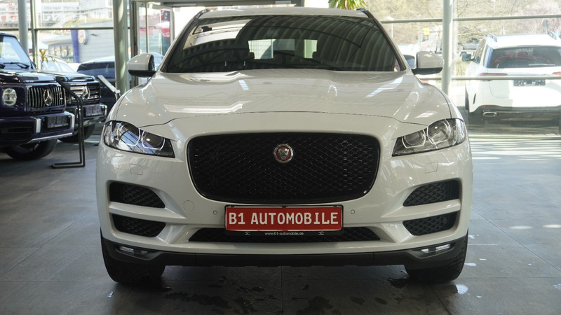 Jaguar F-Pace Prestige AWD*MERIDIAN*NAVI*KAM* — photo 2