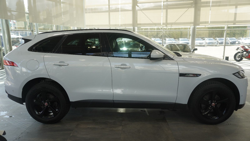 Jaguar F-Pace Prestige AWD*MERIDIAN*NAVI*KAM* — photo 4