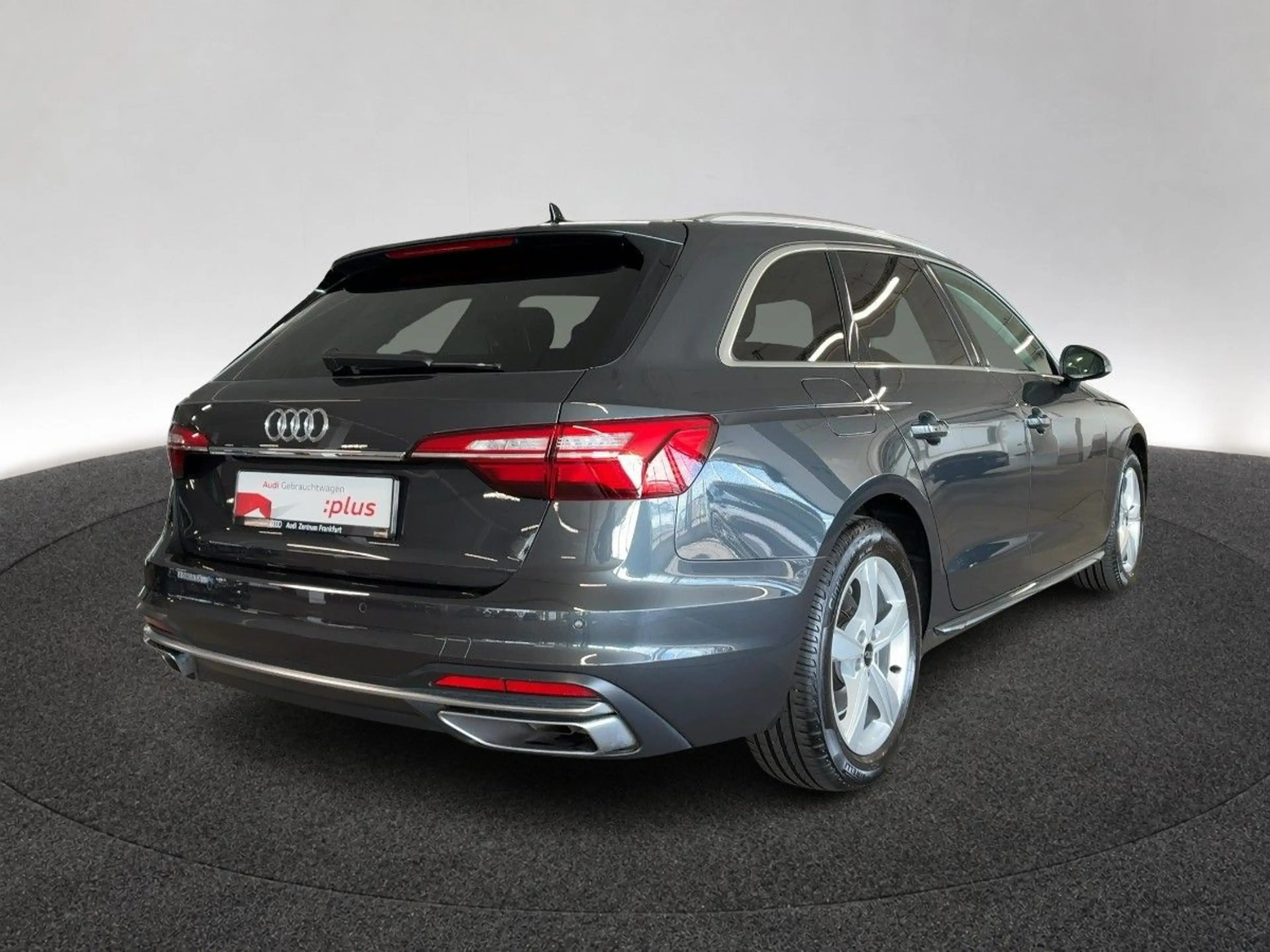 Audi A4 40 TFSI S tronic advanced AHK DAB PDC S — photo 3