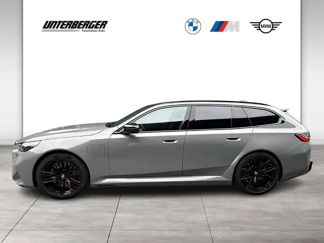 BMW M5 Touring * Ind. Lime Rock Grey | Comfort Paket | AH Ansicht 3