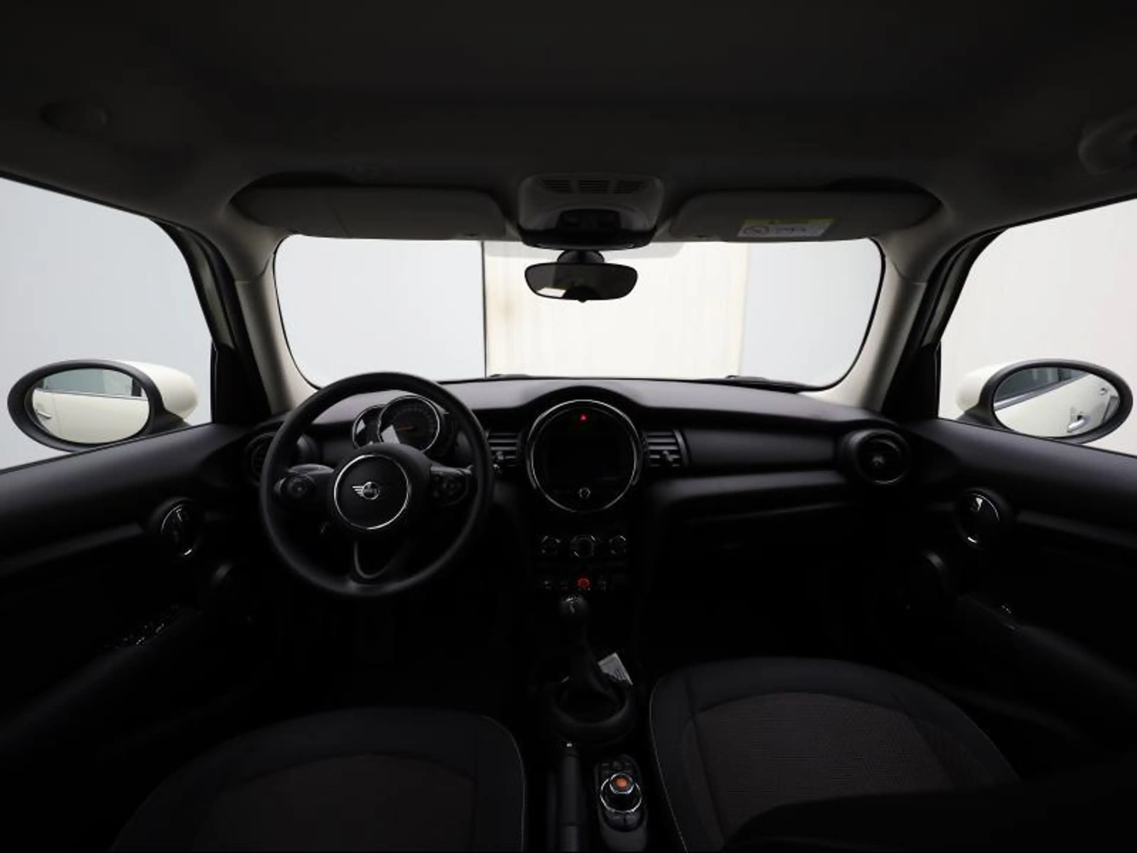 MINI One 5drs — photo 7
