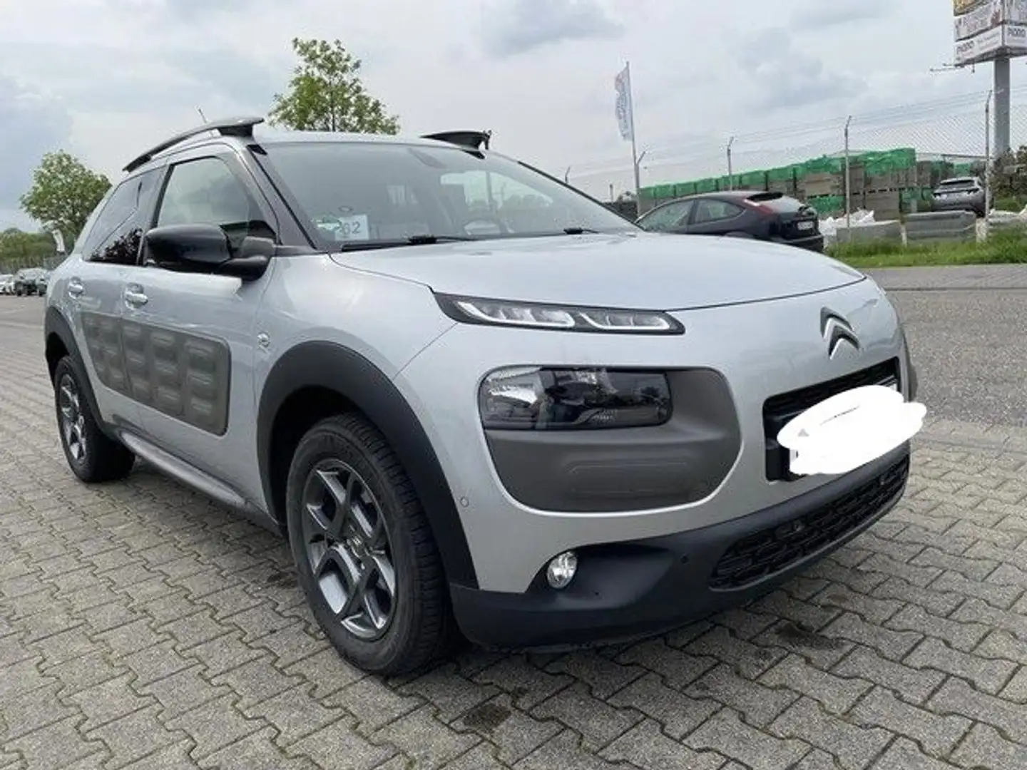 Citroen C4 Cactus BlueHDi 100 Stop&Start Selection - 1