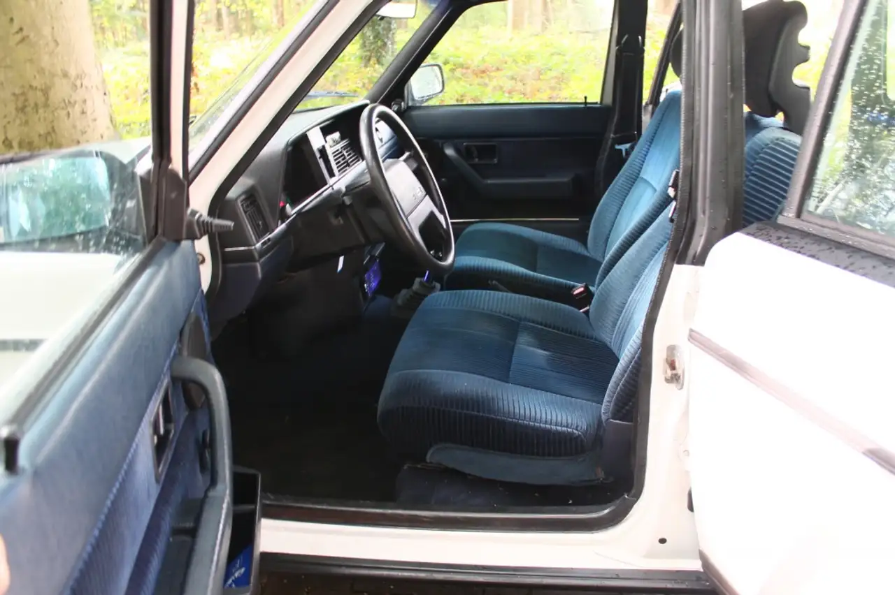 Volvo 240 2.3 GL, foto 4
