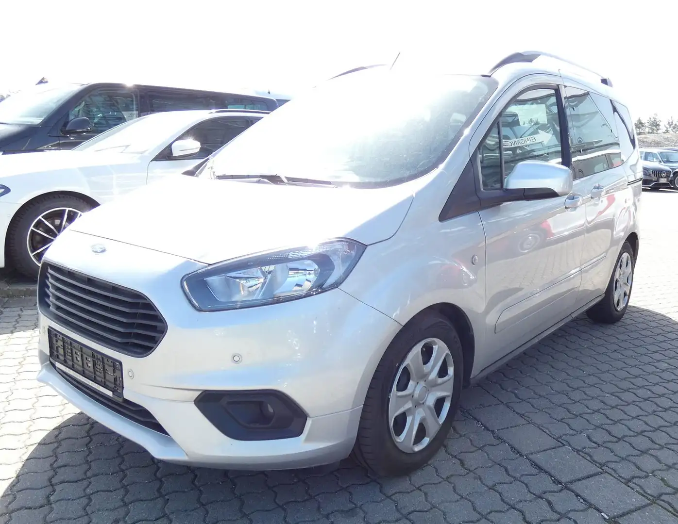 Ford Tourneo Courier 1.5 TDCI Trend Navi PDC S&S Argent - 1