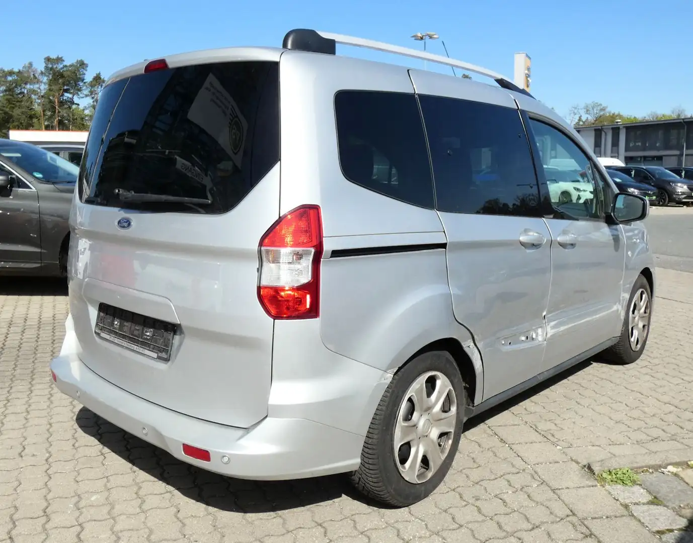 Ford Tourneo Courier 1.5 TDCI Trend Navi PDC S&S Argento - 2