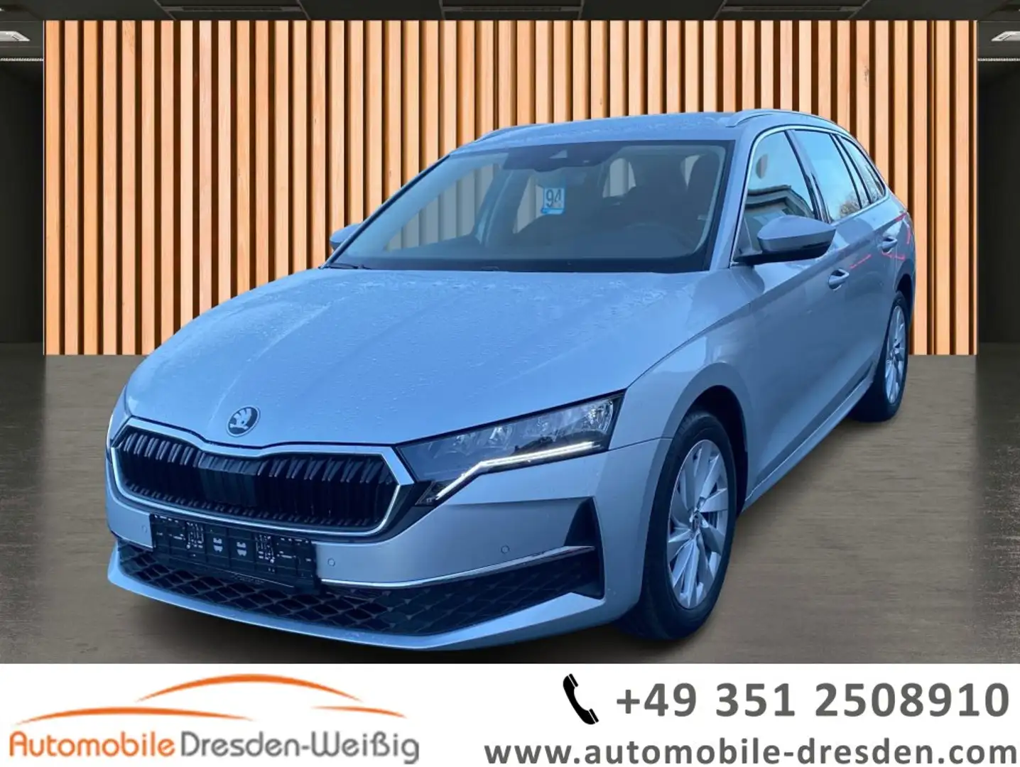Skoda Octavia Combi 1.5 eTSI Selection*Facelift*AHK* Silber - 1