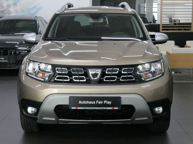 Dacia Duster II 1.5 Prestige NAVI/AHK/360°/1.HD/U-FREI