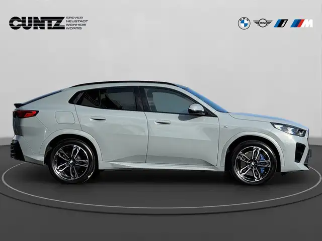 BMW X2 view 4