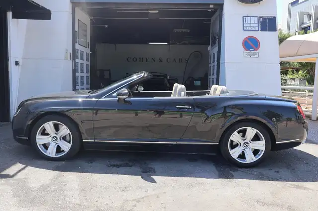 Bentley Continental view 11