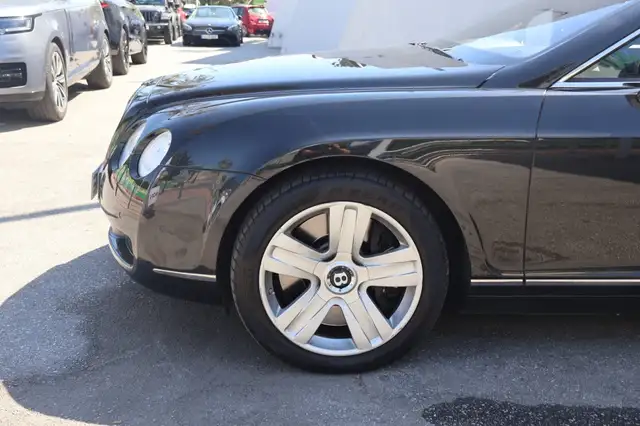 Bentley Continental view 13