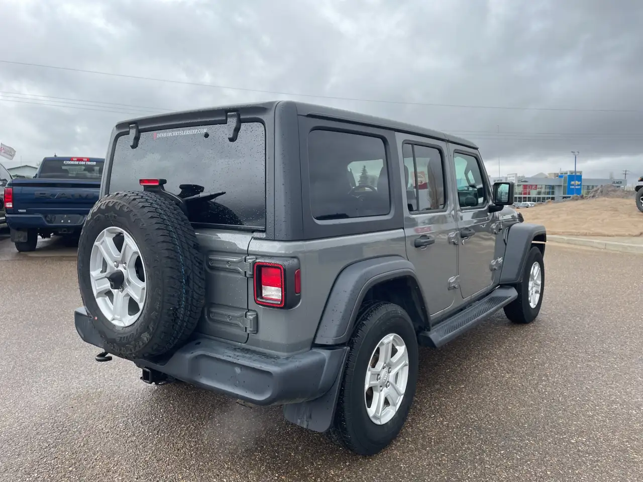 Jeep Wrangler снимка Jeep Wrangler
