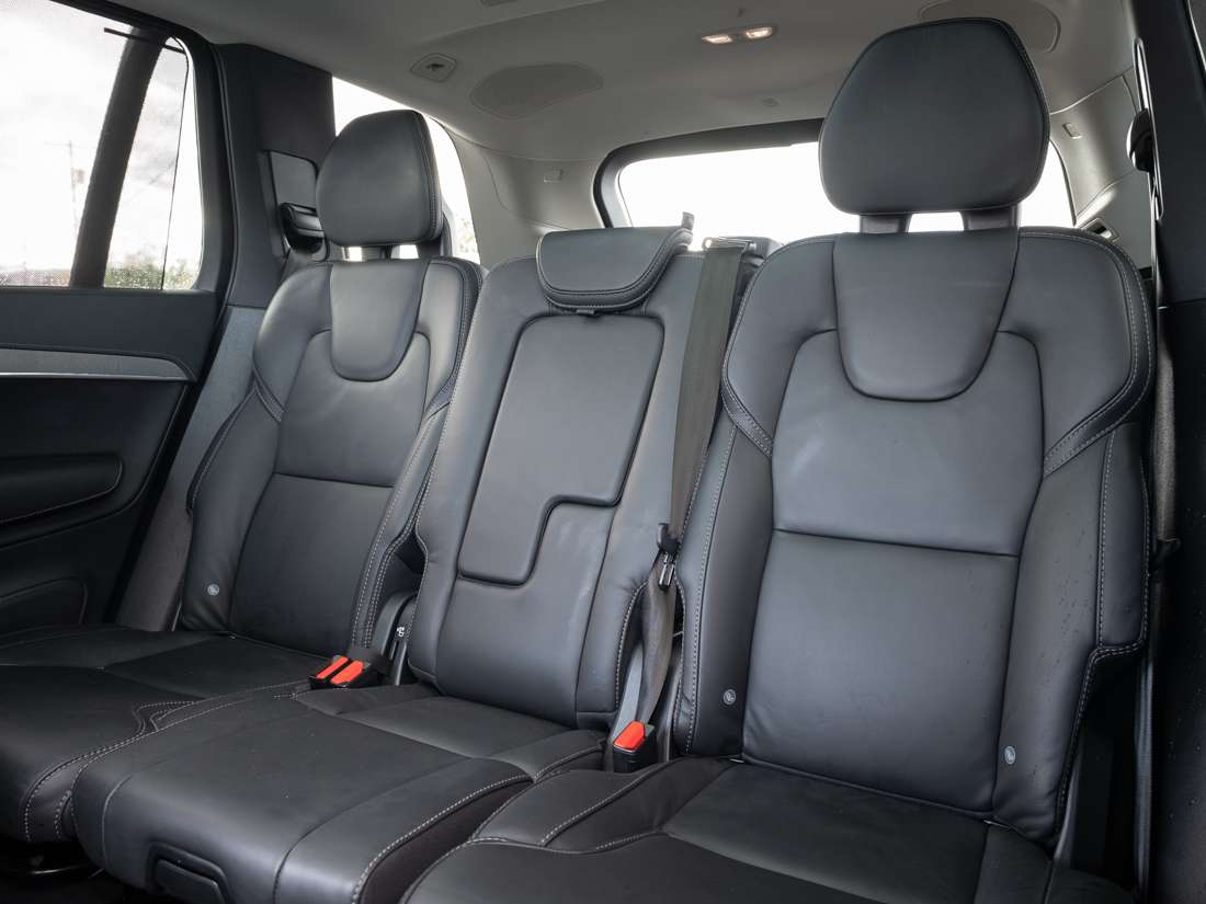 2025 Volvo XC90 ULTRA BRIGHT THEME alt 5