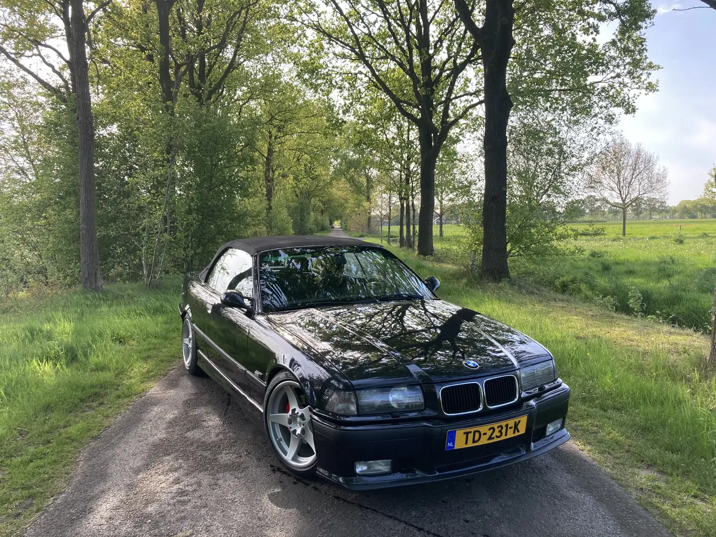 BMW 328 Executive | M-Pakket | Hardtop | Zwart - 1