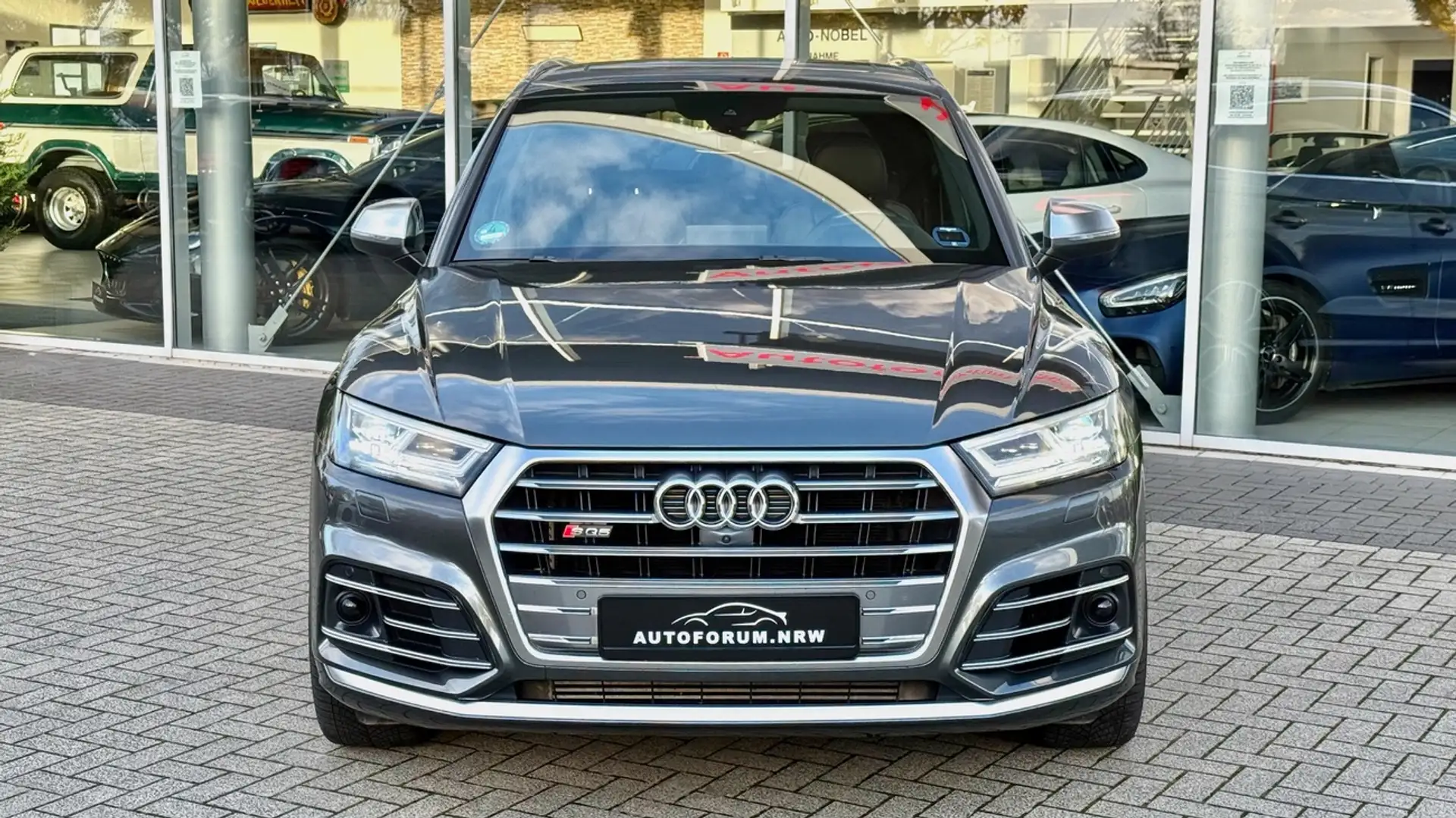 Audi SQ5 3.0 TDI quattro / B&O / Panorama / Headup / 347PS Grau - 2