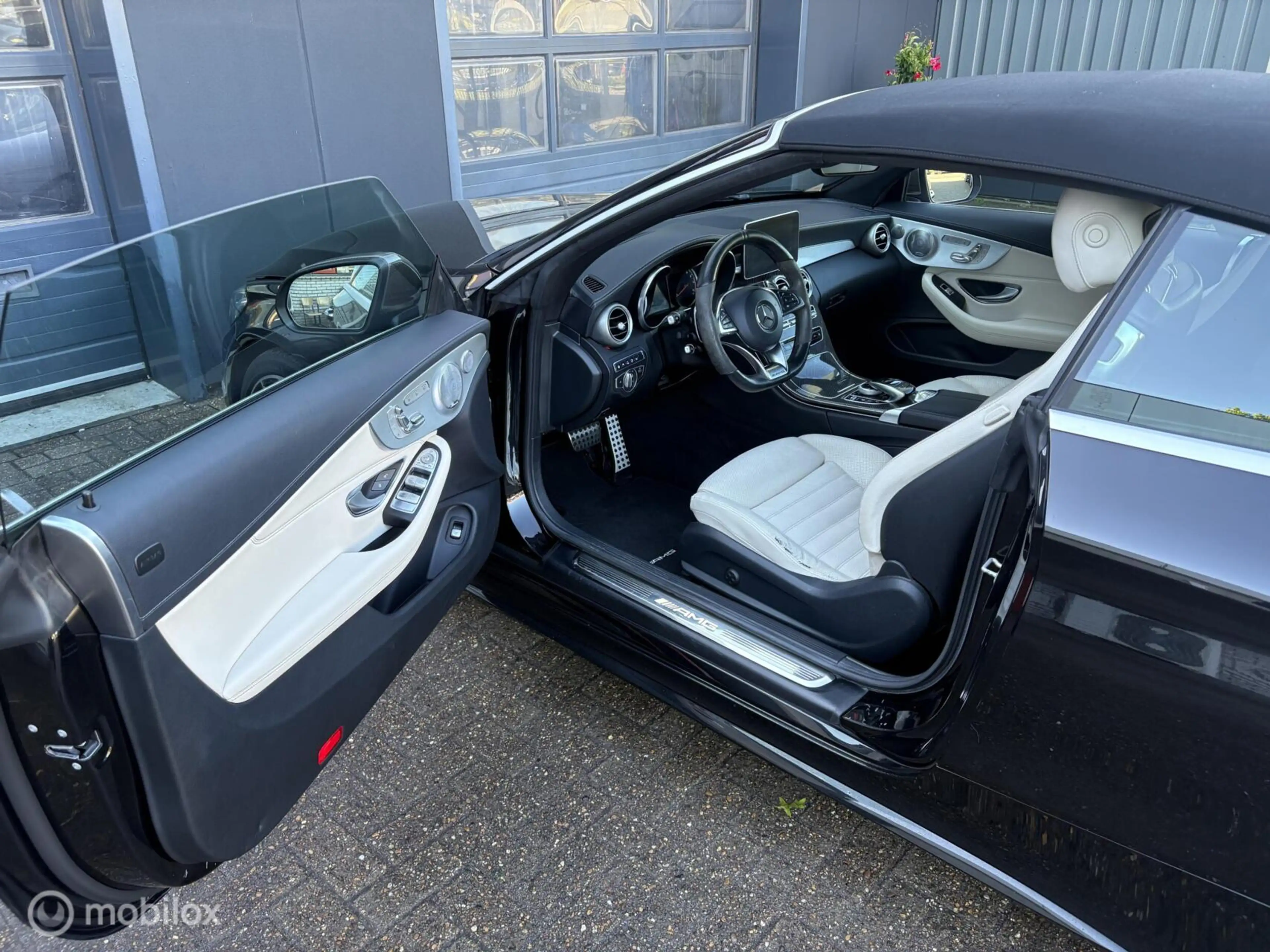 Mercedes-Benz C 43 AMG Cabrio 4MATIC — photo 9