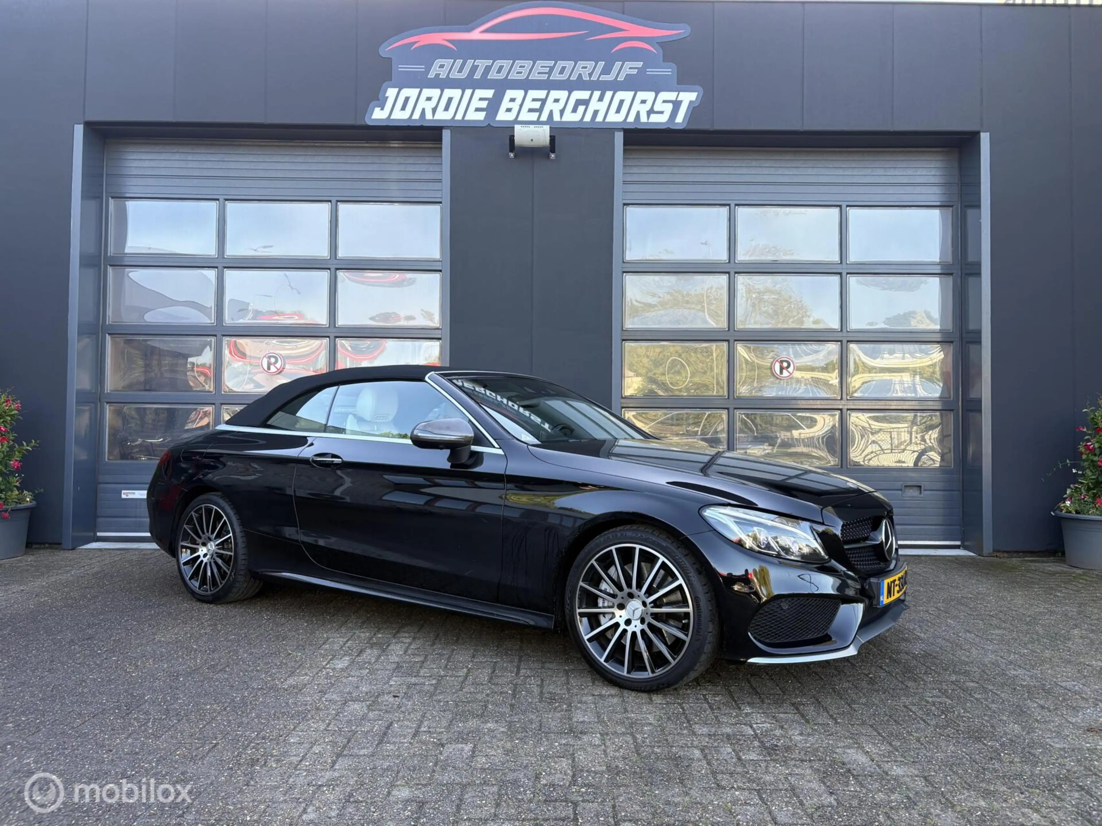 Mercedes-Benz C 43 AMG Cabrio 4MATIC — photo 3