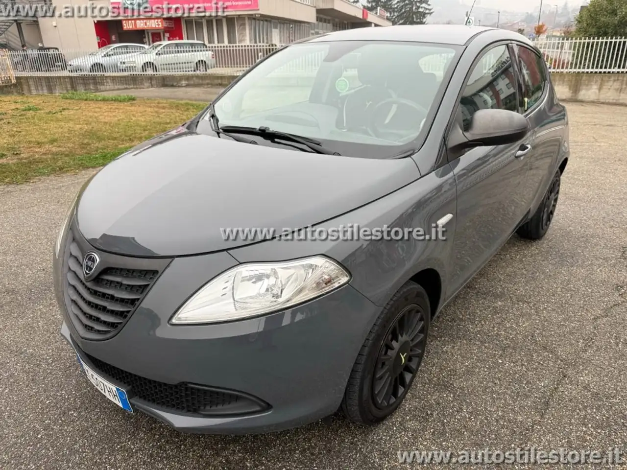 Lancia Ypsilon