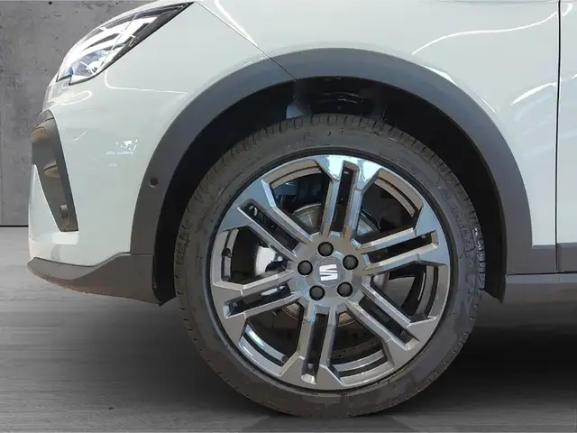 SEAT Arona view 4