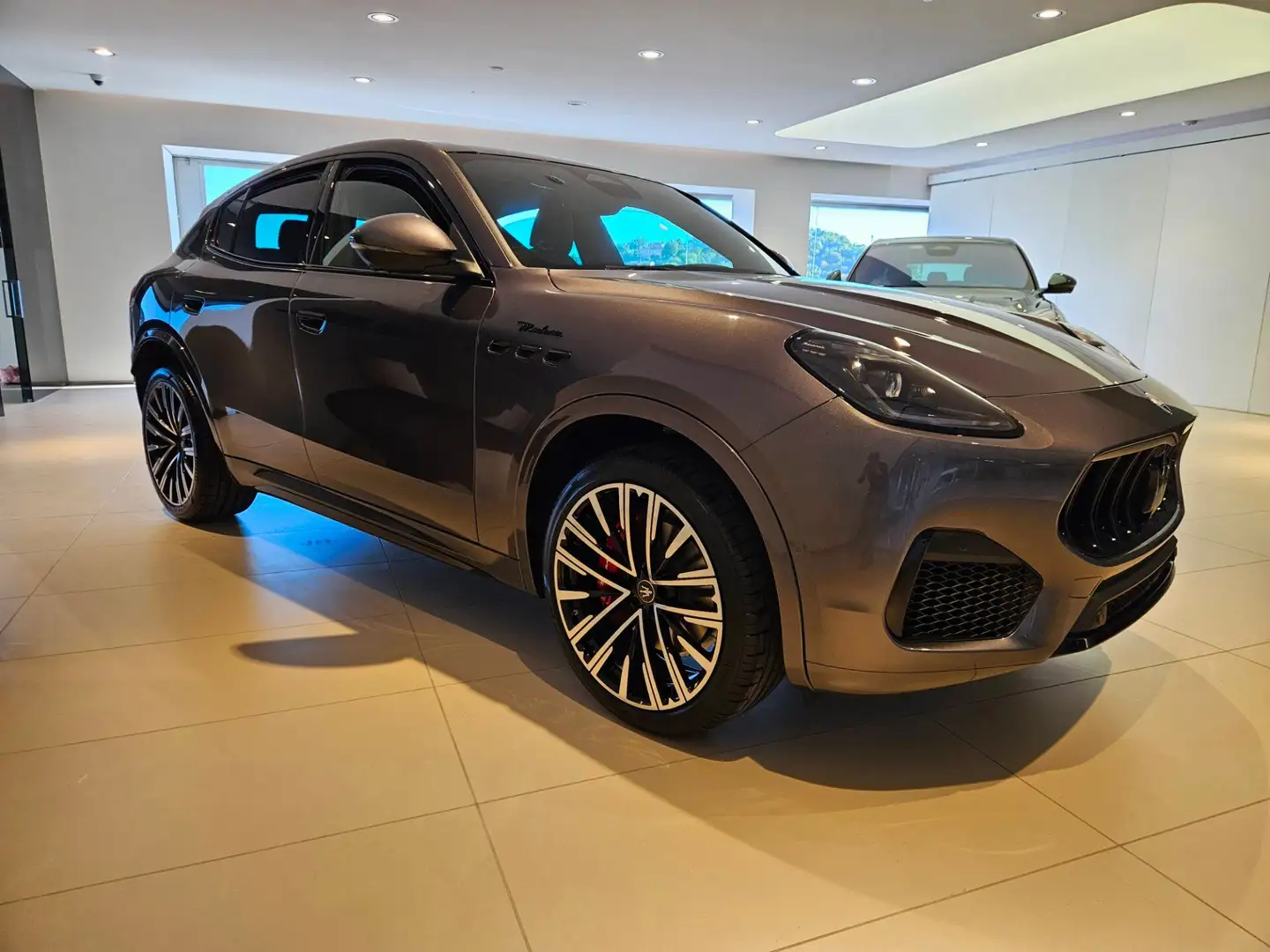 Maserati Grecale Grecale MHEV 250 CV AWD Modena Gris - 1