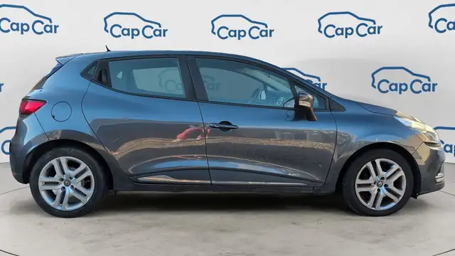 Renault Clio view 4