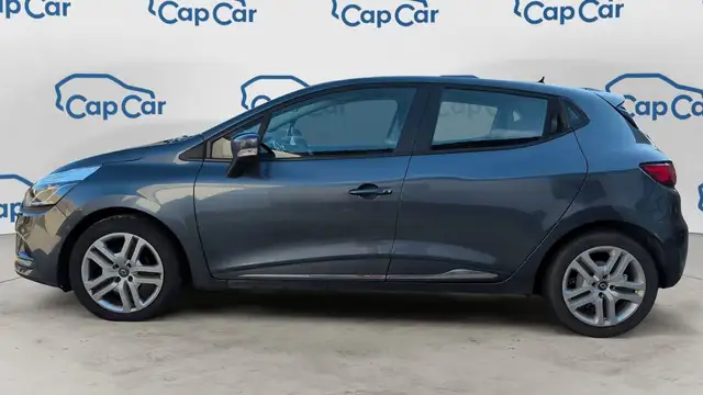Renault Clio view 2