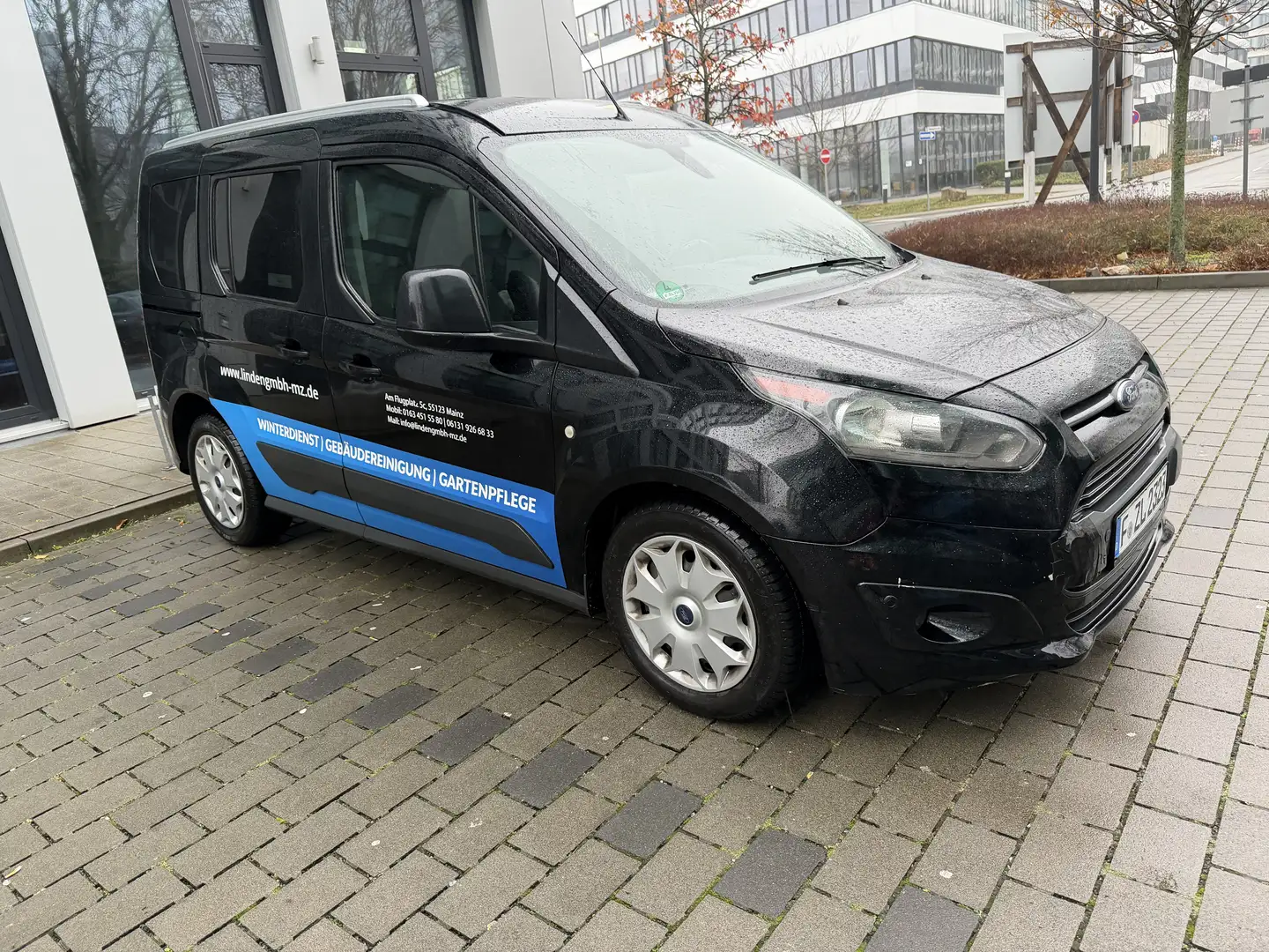 Ford Tourneo Connect 1.5TDCi Ambiente - 1