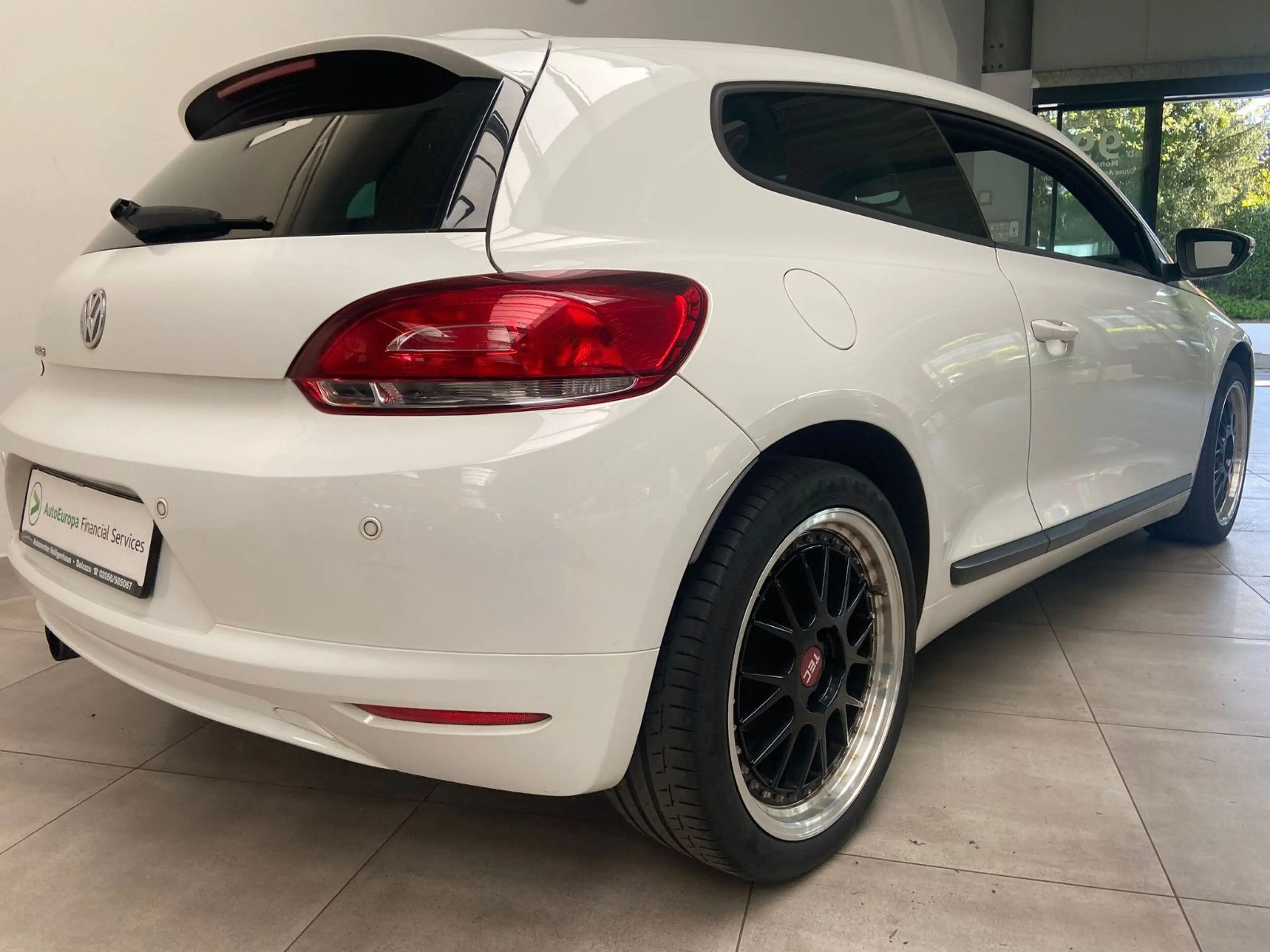 Volkswagen Scirocco 2.0 TSI Bi-Xen Navi TEC-Felgen SHZ PDC — photo 4