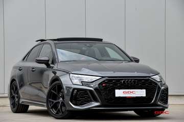 RS3 Berline I CERAMIC BRAKES I CARBON PAKKET I PANO