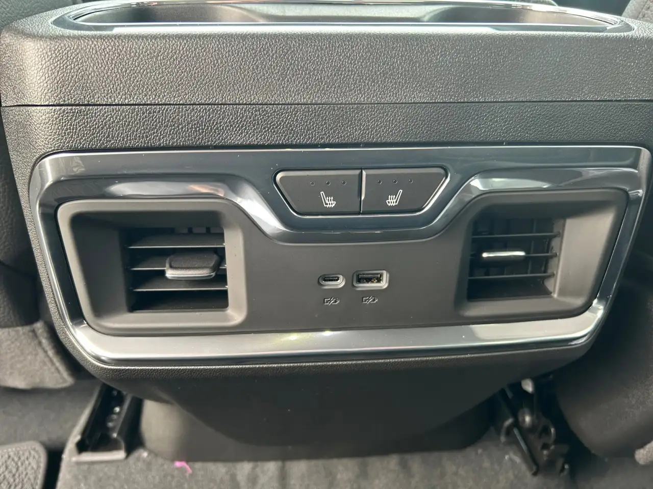 GMC Sierra 2500HD снимка GMC Sierra 2500HD