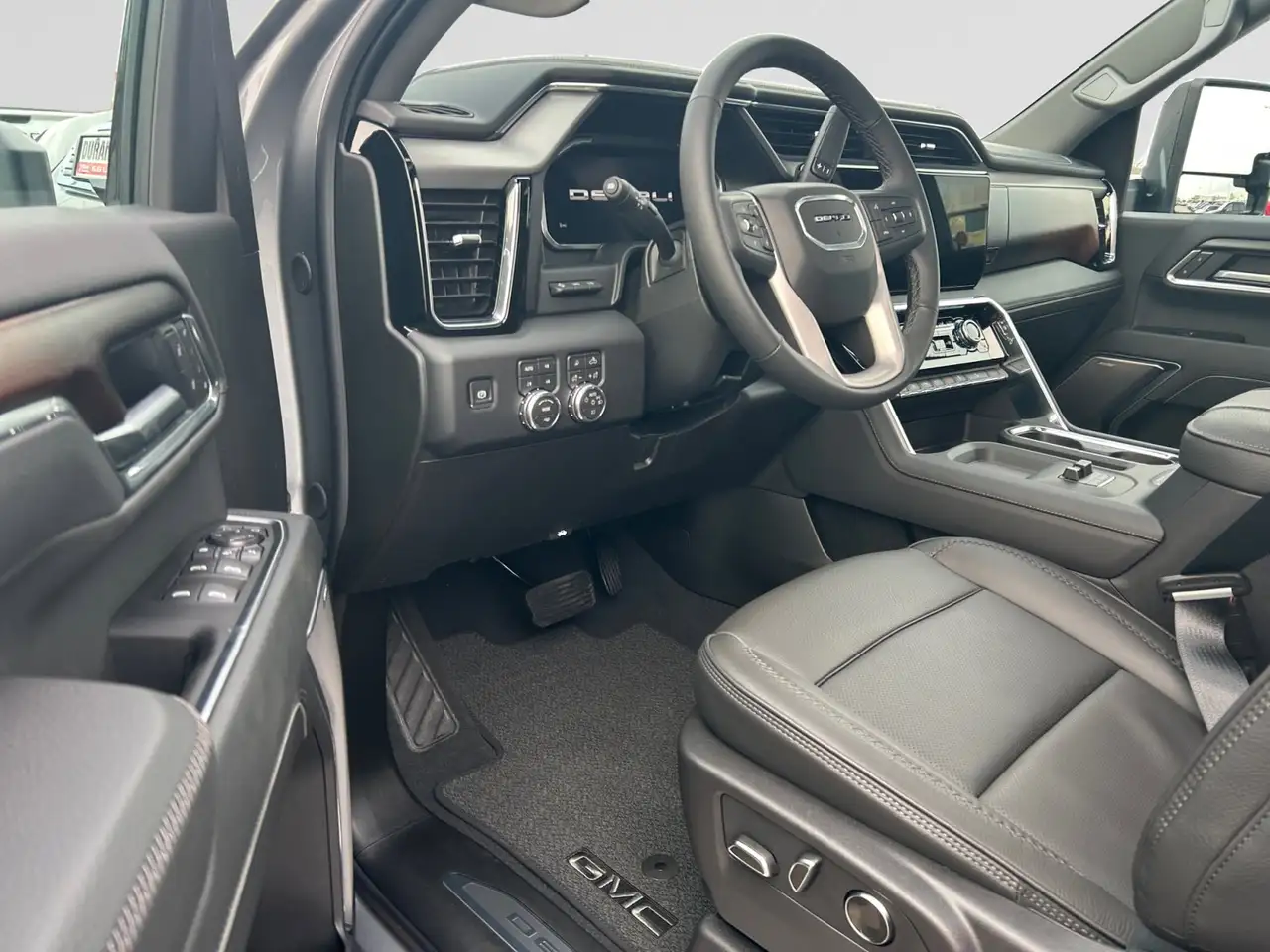 GMC Sierra 2500HD снимка GMC Sierra 2500HD