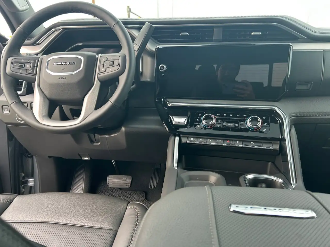 GMC Sierra 2500HD снимка GMC Sierra 2500HD