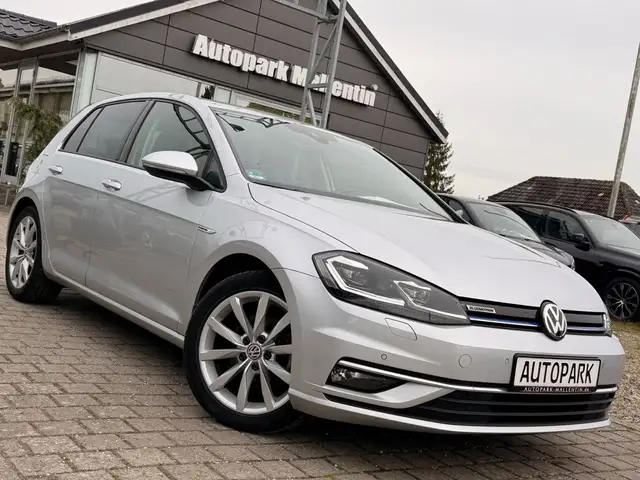 Volkswagen Golf main image