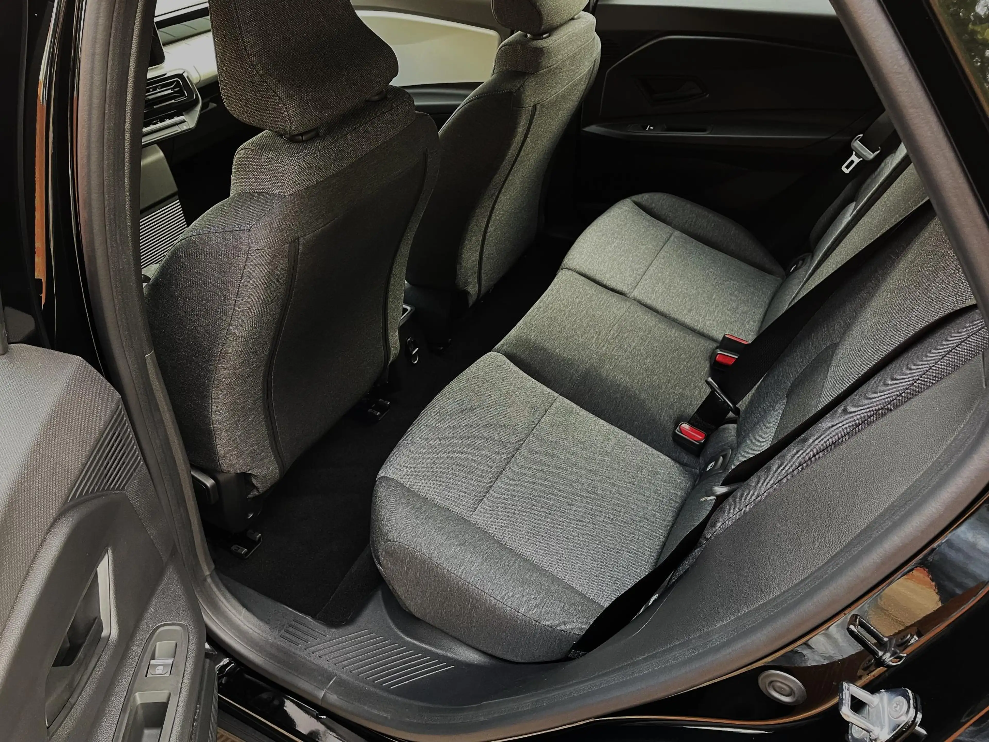 Renault R 5 comfort range evolution 52 kWh — photo 12