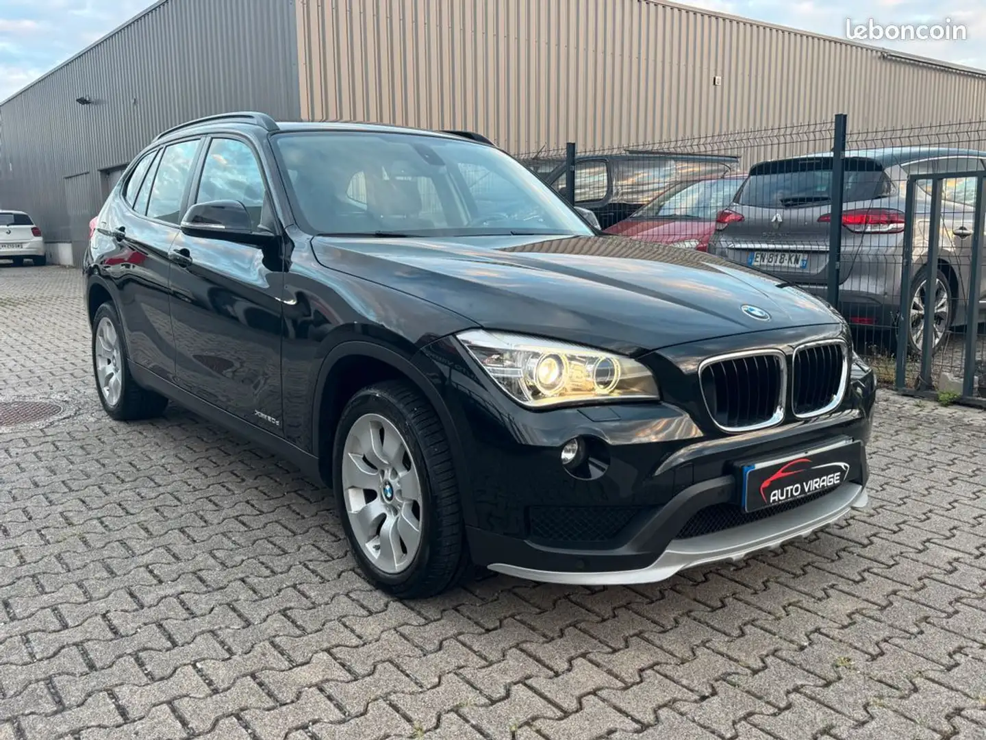 BMW X1 20D X-DRIVE 184cv Xénon 126000 kms 04-2014 Garantie 12 Mois Noir - 2