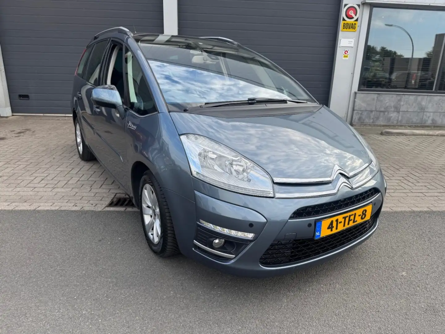 Citroen C4 1.6 VTI ATTRACT. 7P Blauw - 2