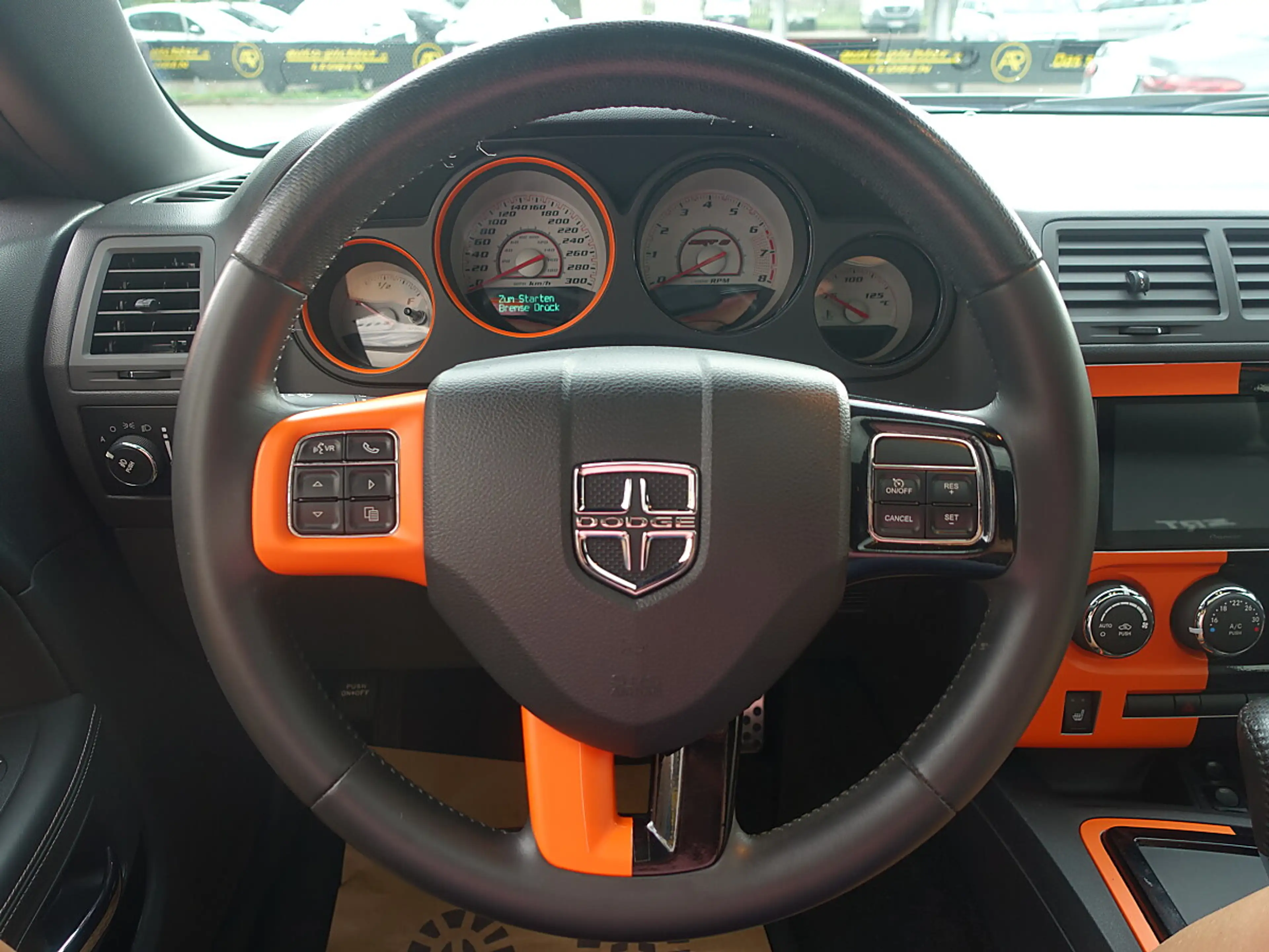 Dodge Challenger — photo 14