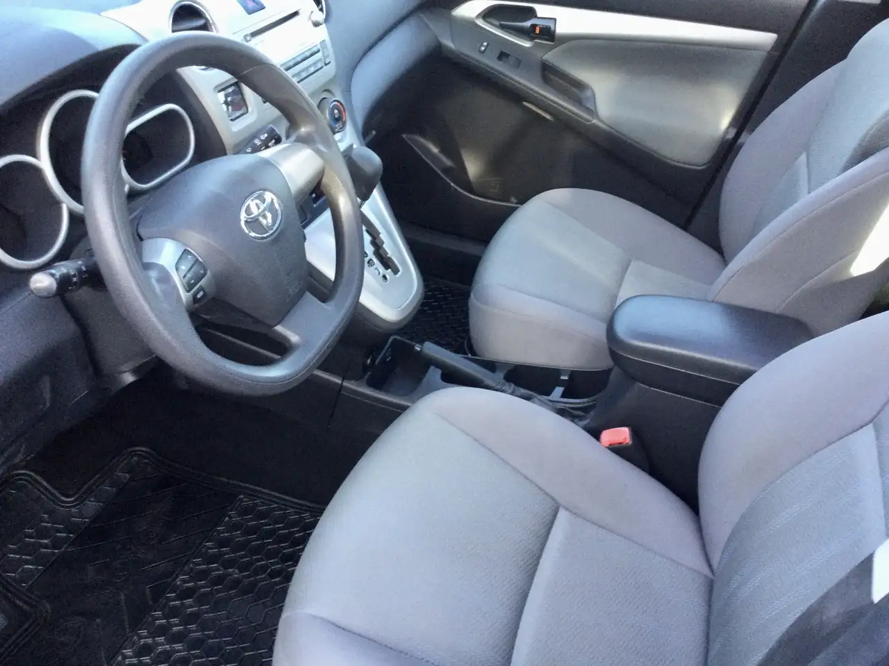 Toyota Matrix снимка Toyota Matrix
