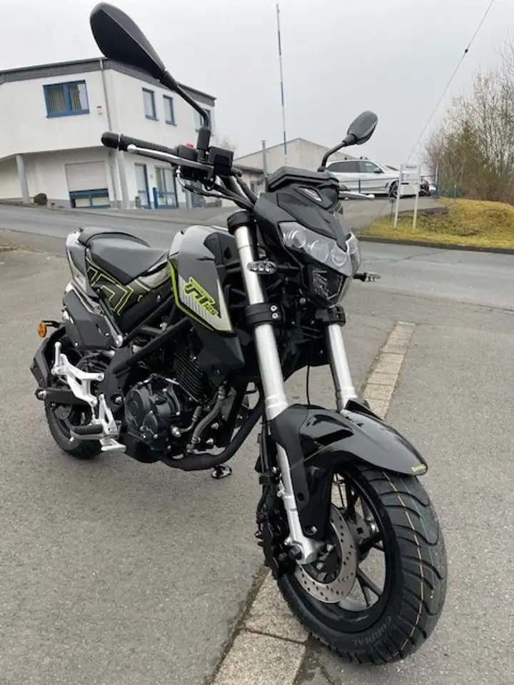 Benelli TNT 125