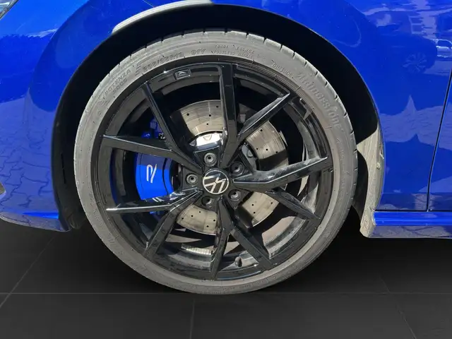 Volkswagen Golf view 7