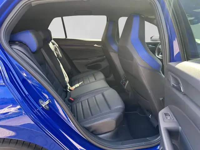 Volkswagen Golf view 6