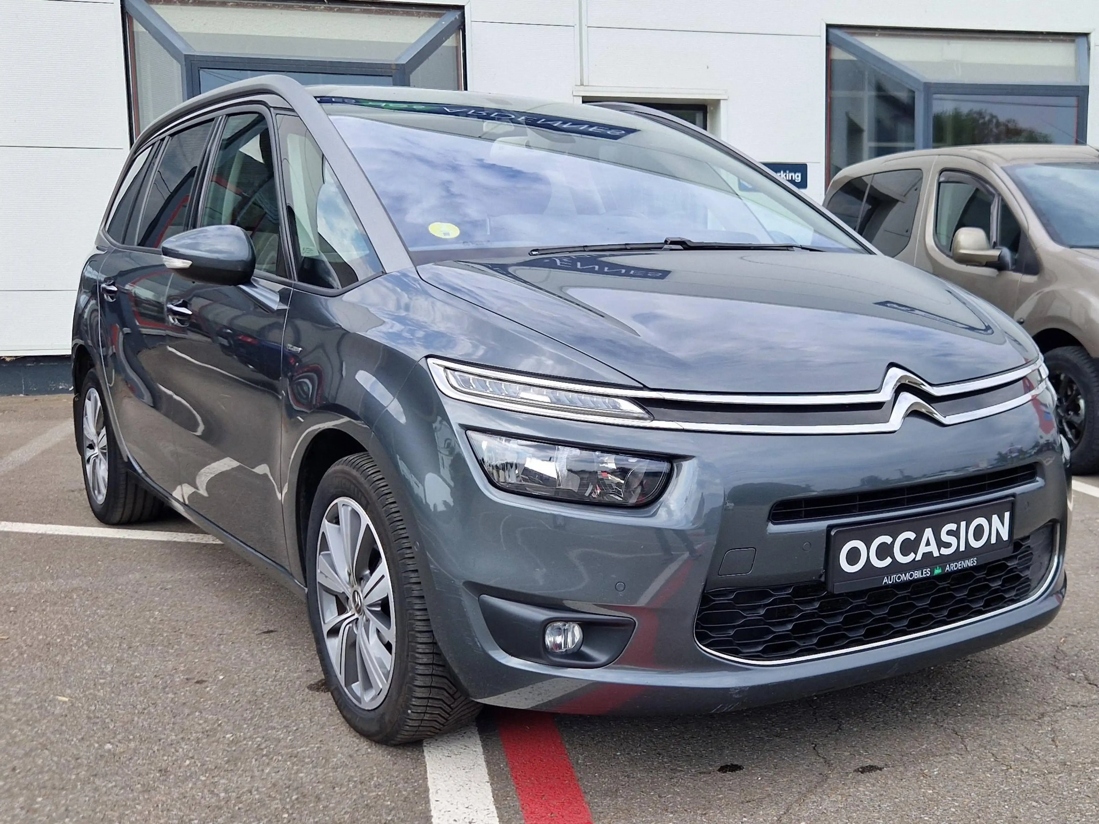 Citroen Grand C4 Picasso Grand C4 Picasso 2.0 BlueHDi Exclusive — photo 2