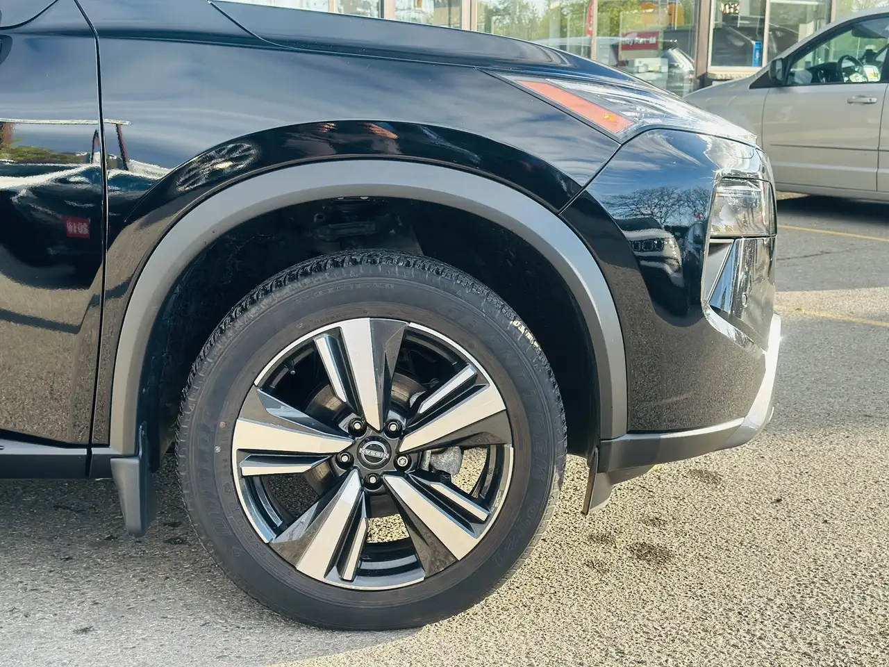 Nissan Rogue снимка Nissan Rogue