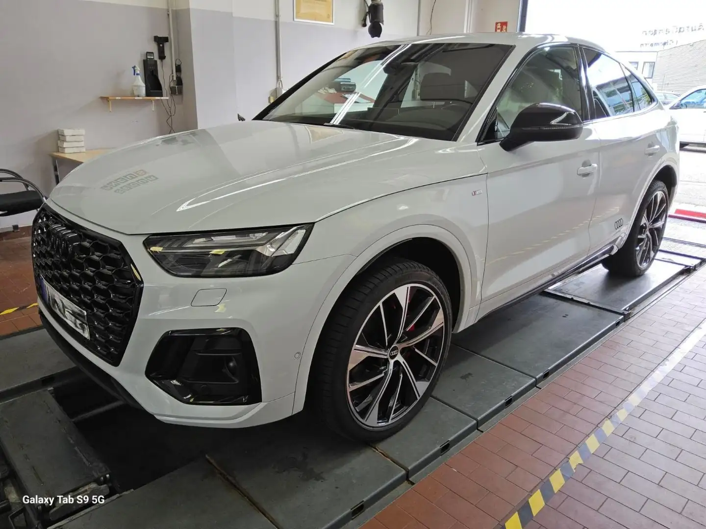 Audi Q5 40 2.0 TDI quattro edi. one*B&O* Weiß - 2