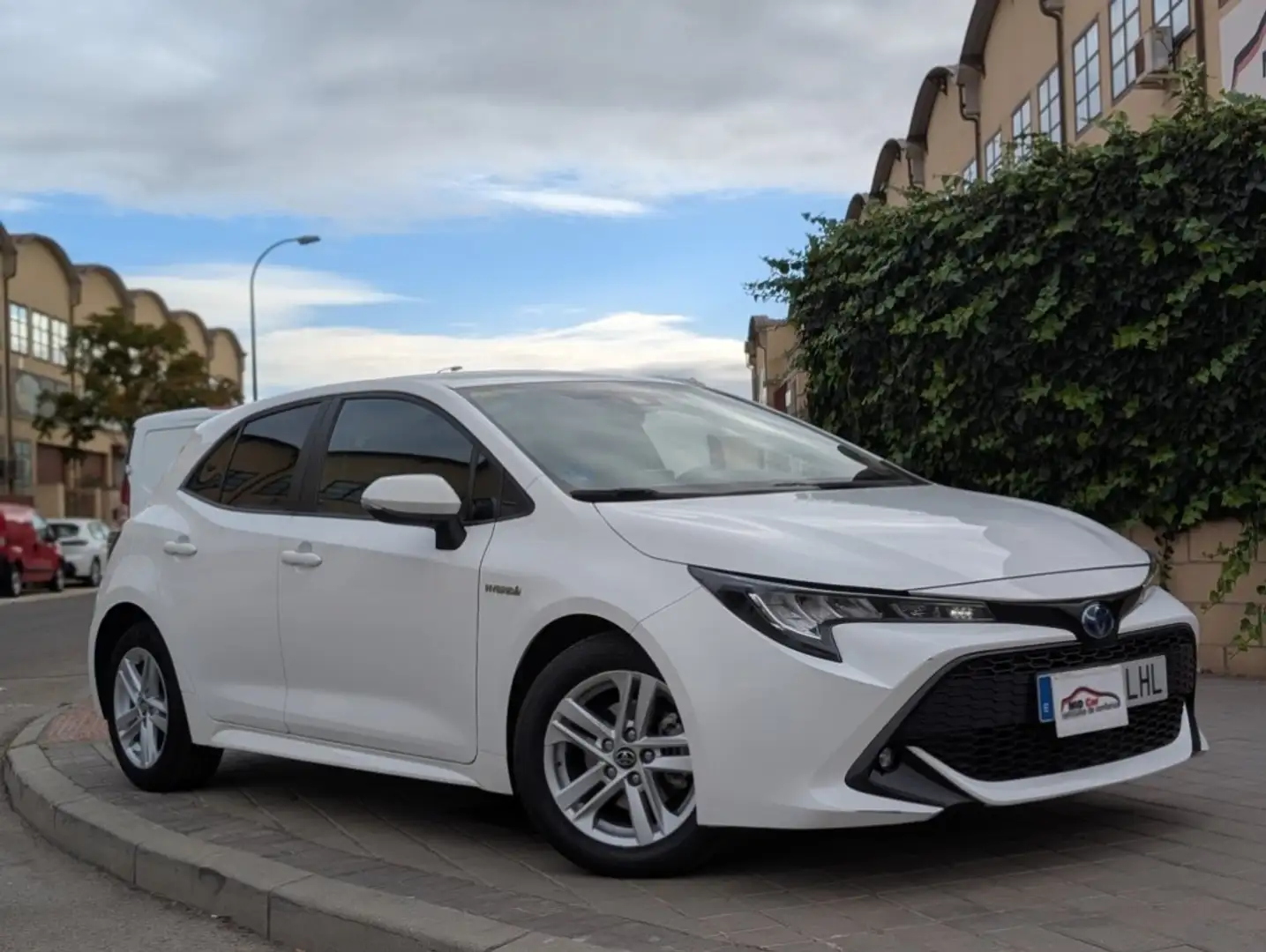 Toyota Corolla 125H Business Blanco - 1